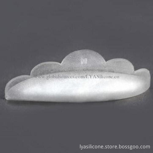 Silicone eyelash perming tool
